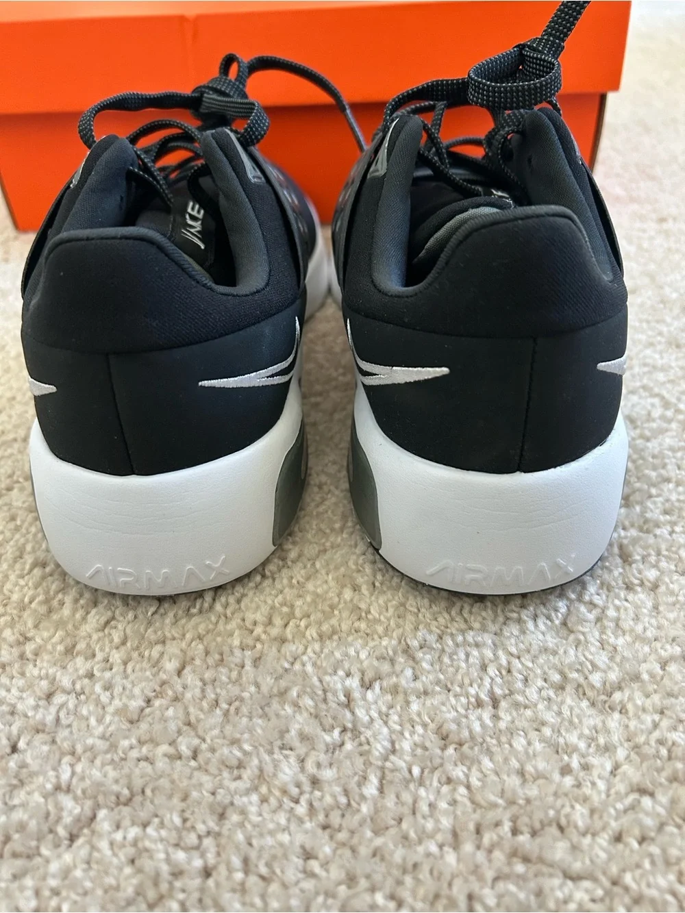 Nike nwt women’s